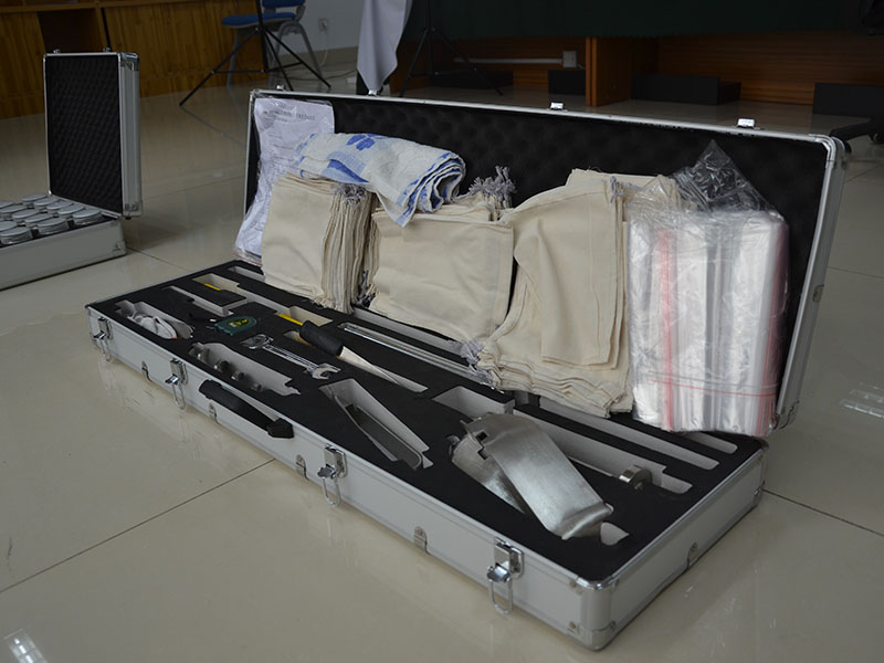 土壤采樣器特點與使用說明